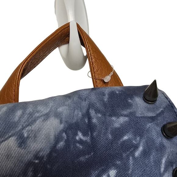 Kendall & Kylie Denim Vegan Leather Backpack With Pointed Studs Chambray Bag - Picture 5 of 8